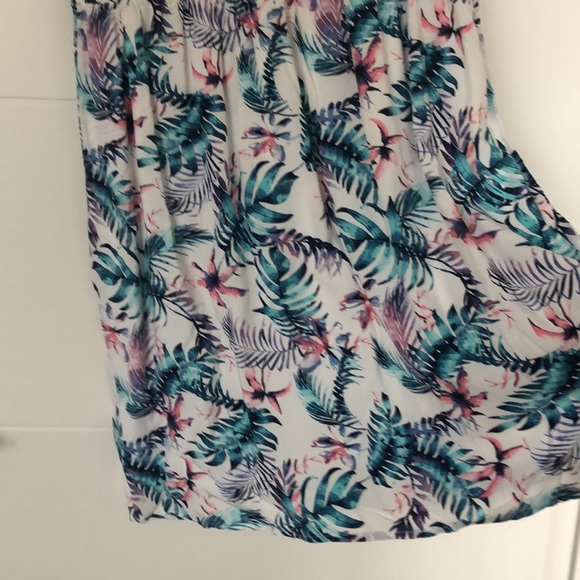 Thyme Flower dress size S - Picture 5 of 8